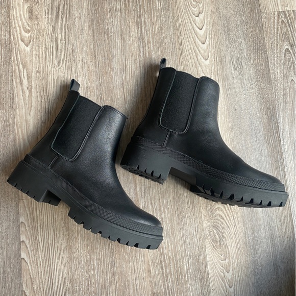 Lucky Brand ELLEREY Booties 9.5 - Picture 8 of 10